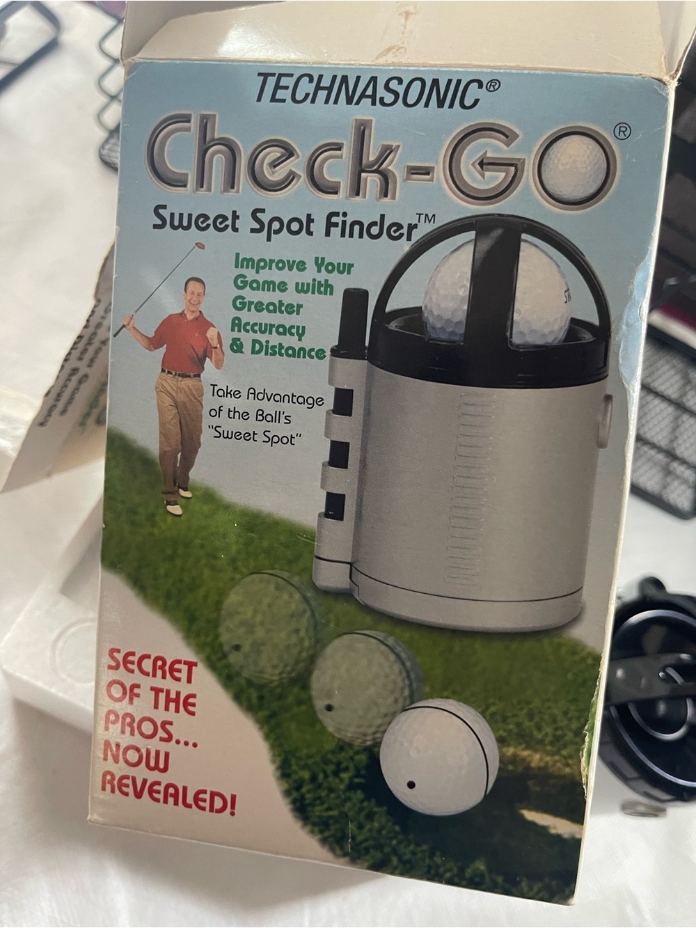 Golf Ball Alignment Tool - Picture 9 of 10